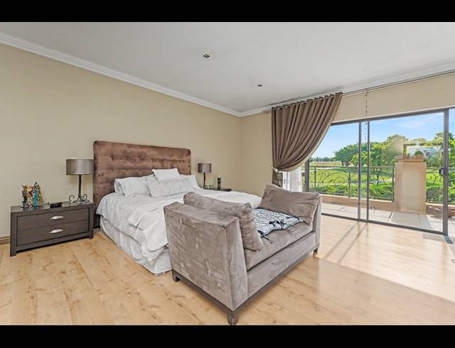 5 BEDROOM FREEHOLD FOR SALE IN BLUE VALLEY GOLF ESTATE